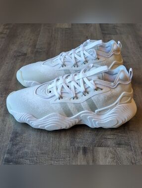 Adidas Mens Trae Young 3 IF2102 White Basketball Shoes Sneakers Size 8.5